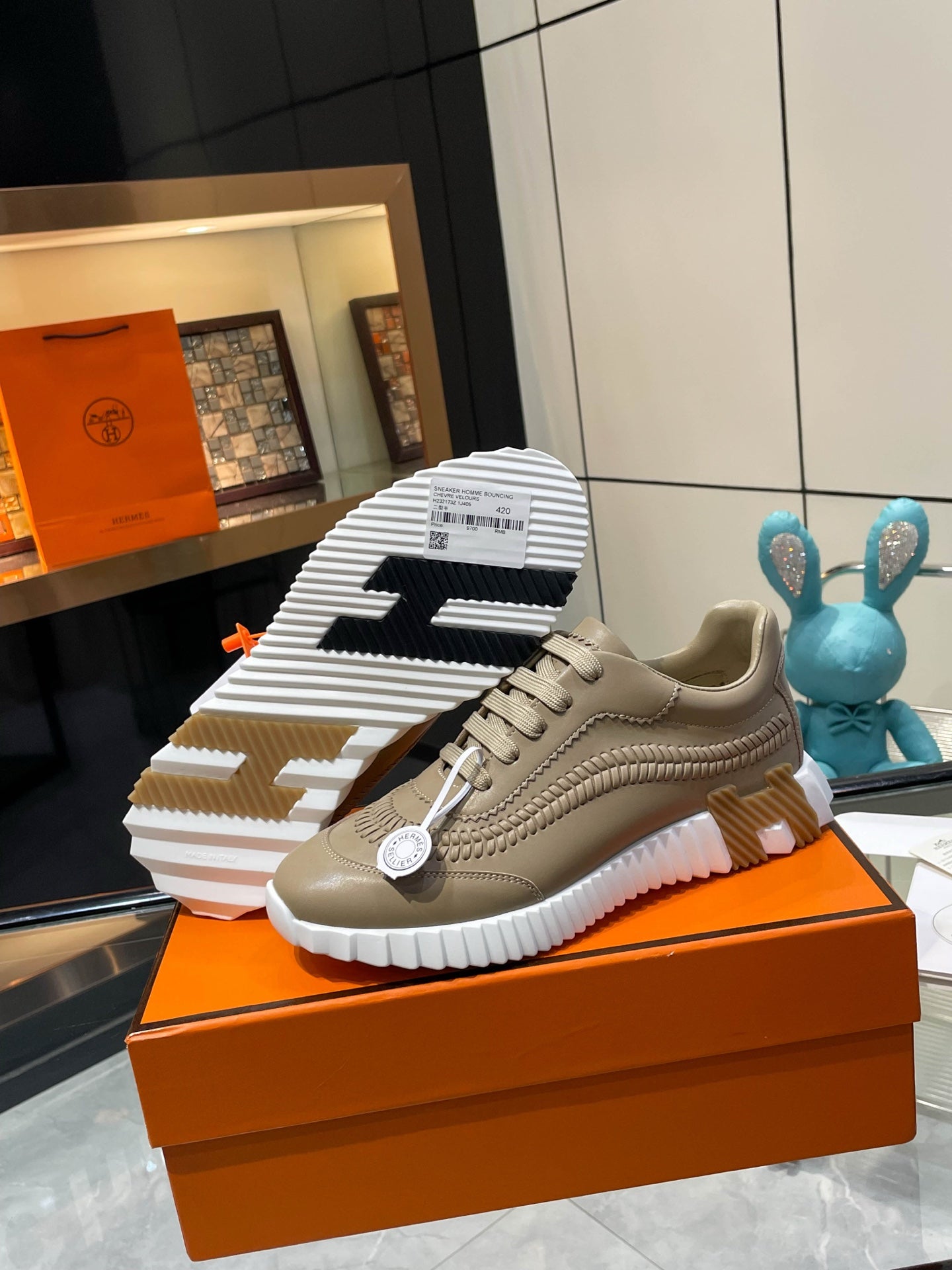 Designer Sneakers Shoes – Sneakers Shoes, Lifestyle Running Shoes, Latest Sneaker