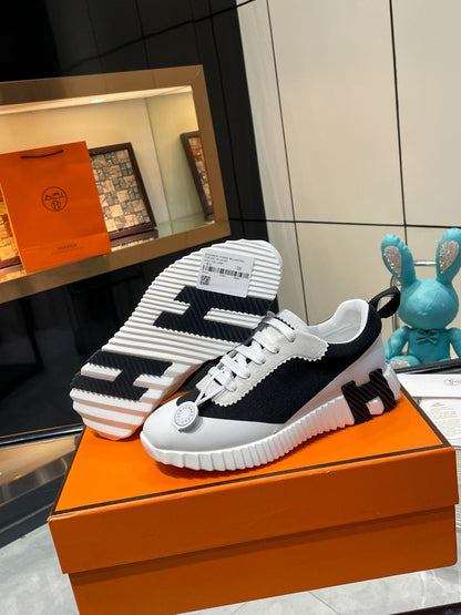 Designer Sneakers Shoes – Sneakers Shoes, Lifestyle Running Shoes, Latest Sneaker