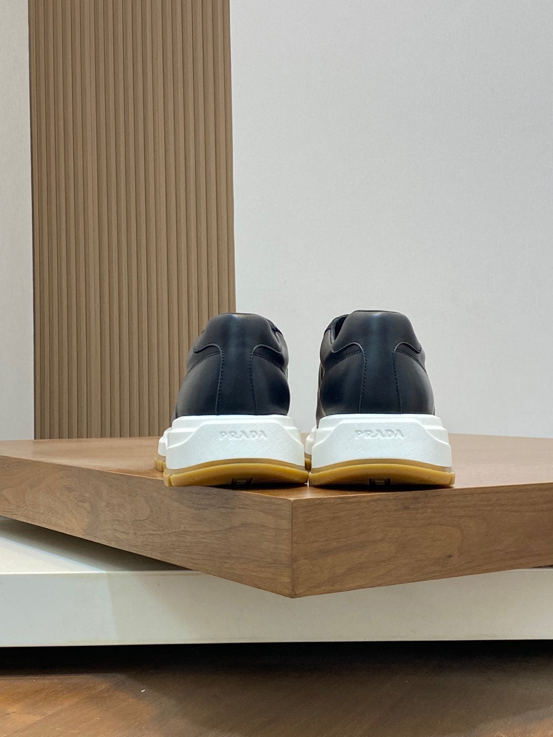 Designer Sneakers Shoes – Lifestyle Sneakers, Latest Sneakers