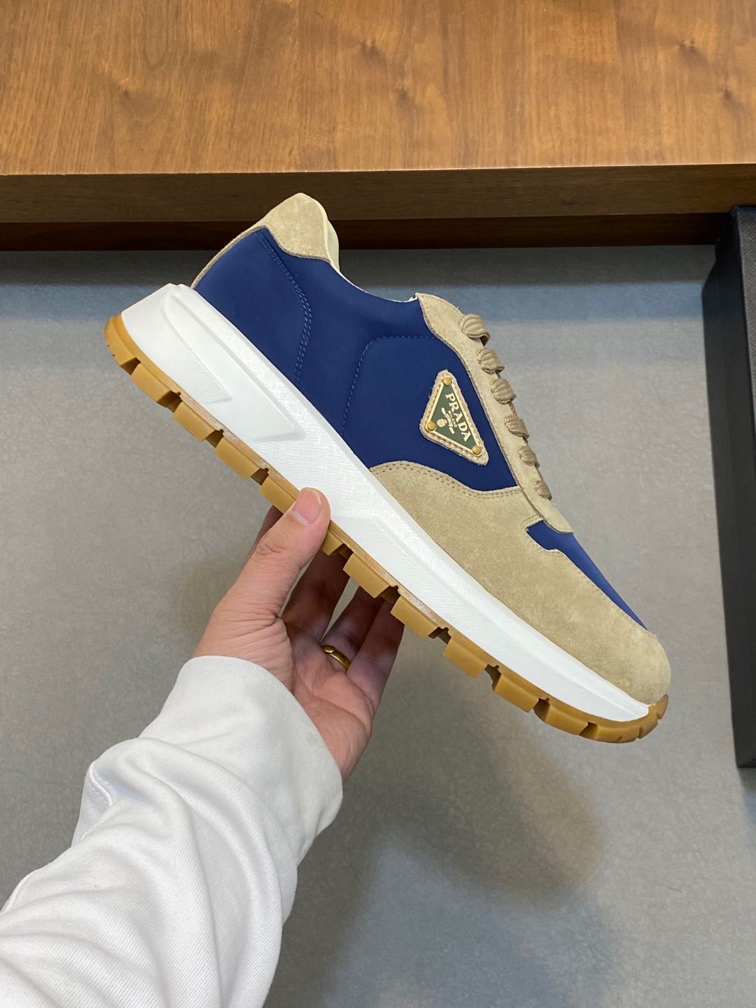 Designer Sneakers Shoes – Lifestyle Sneakers, Latest Sneakers
