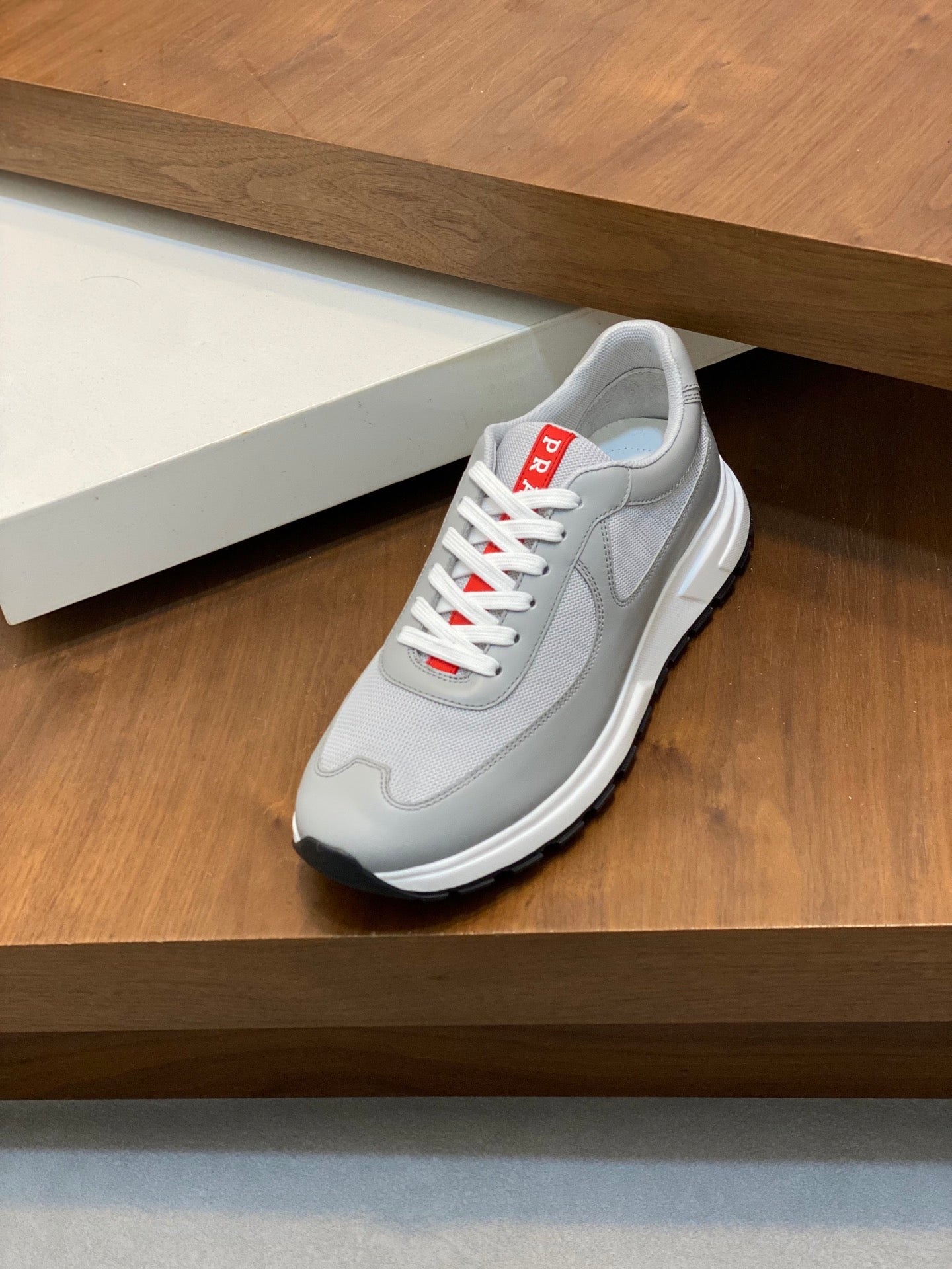 Designer Sneakers Shoes – Lifestyle Sneakers, Latest Sneakers