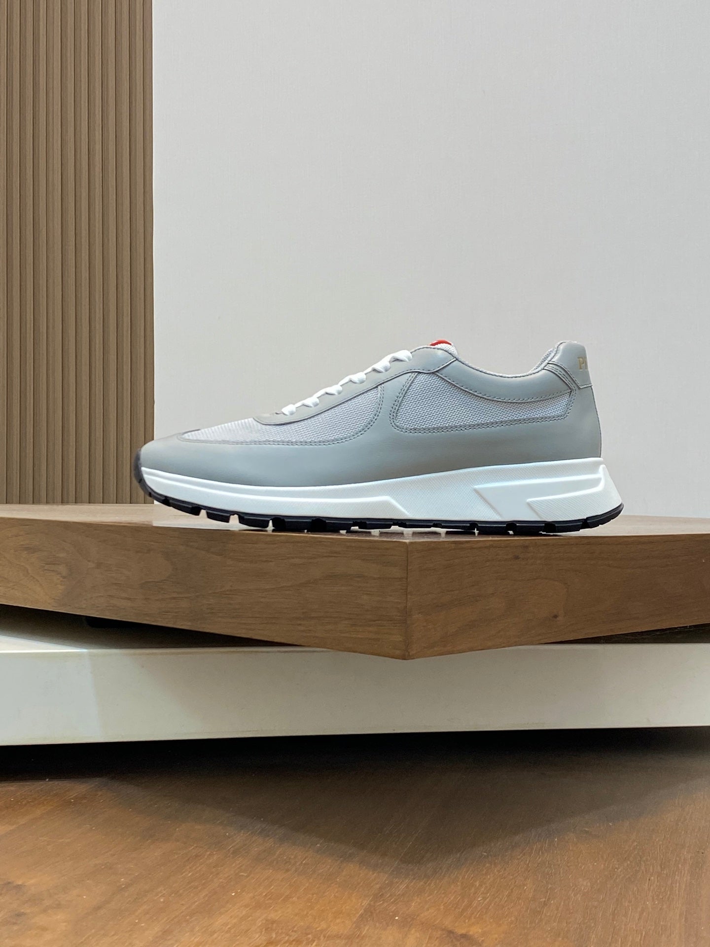 Designer Sneakers Shoes – Lifestyle Sneakers, Latest Sneakers