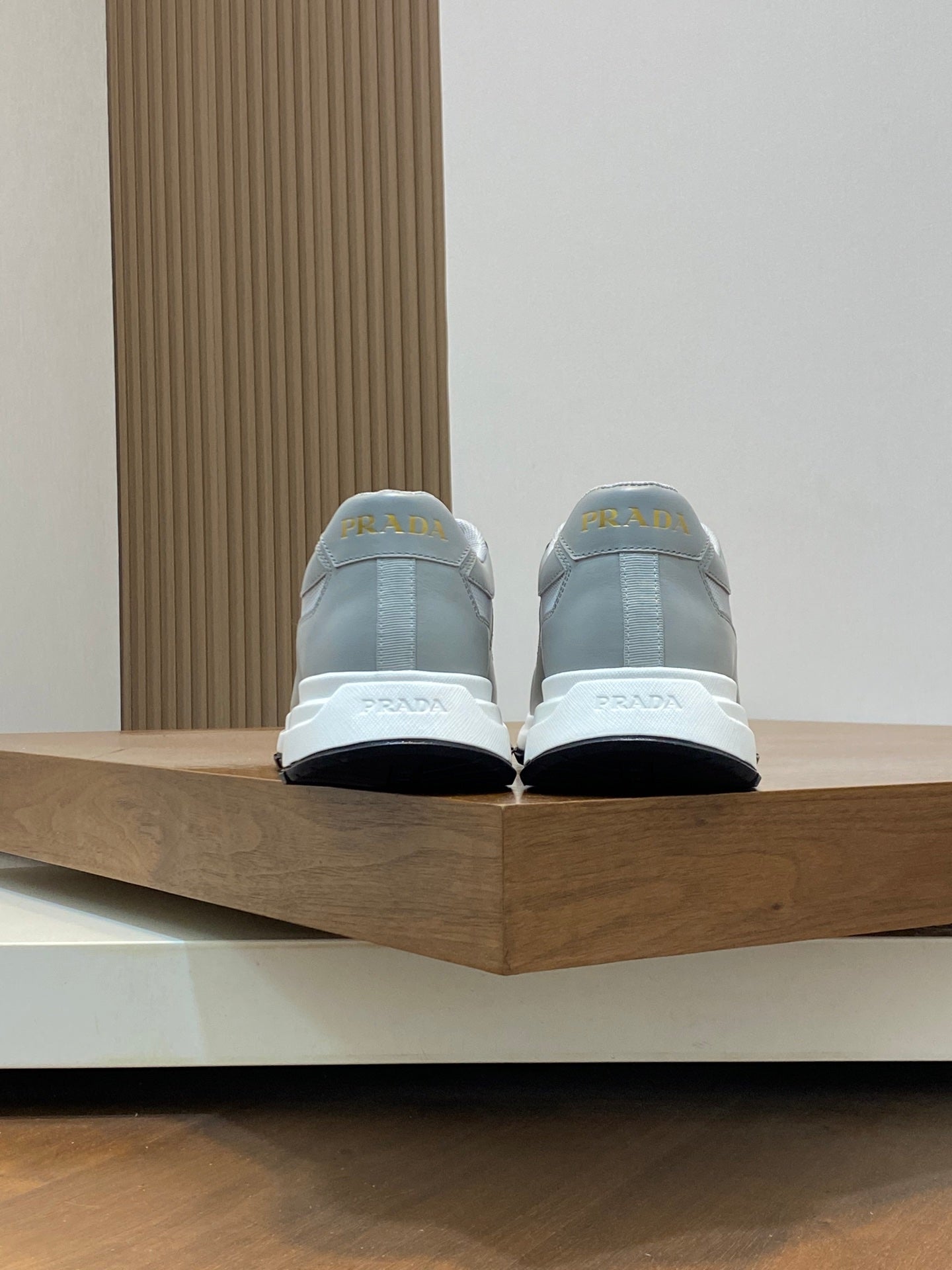 Designer Sneakers Shoes – Lifestyle Sneakers, Latest Sneakers