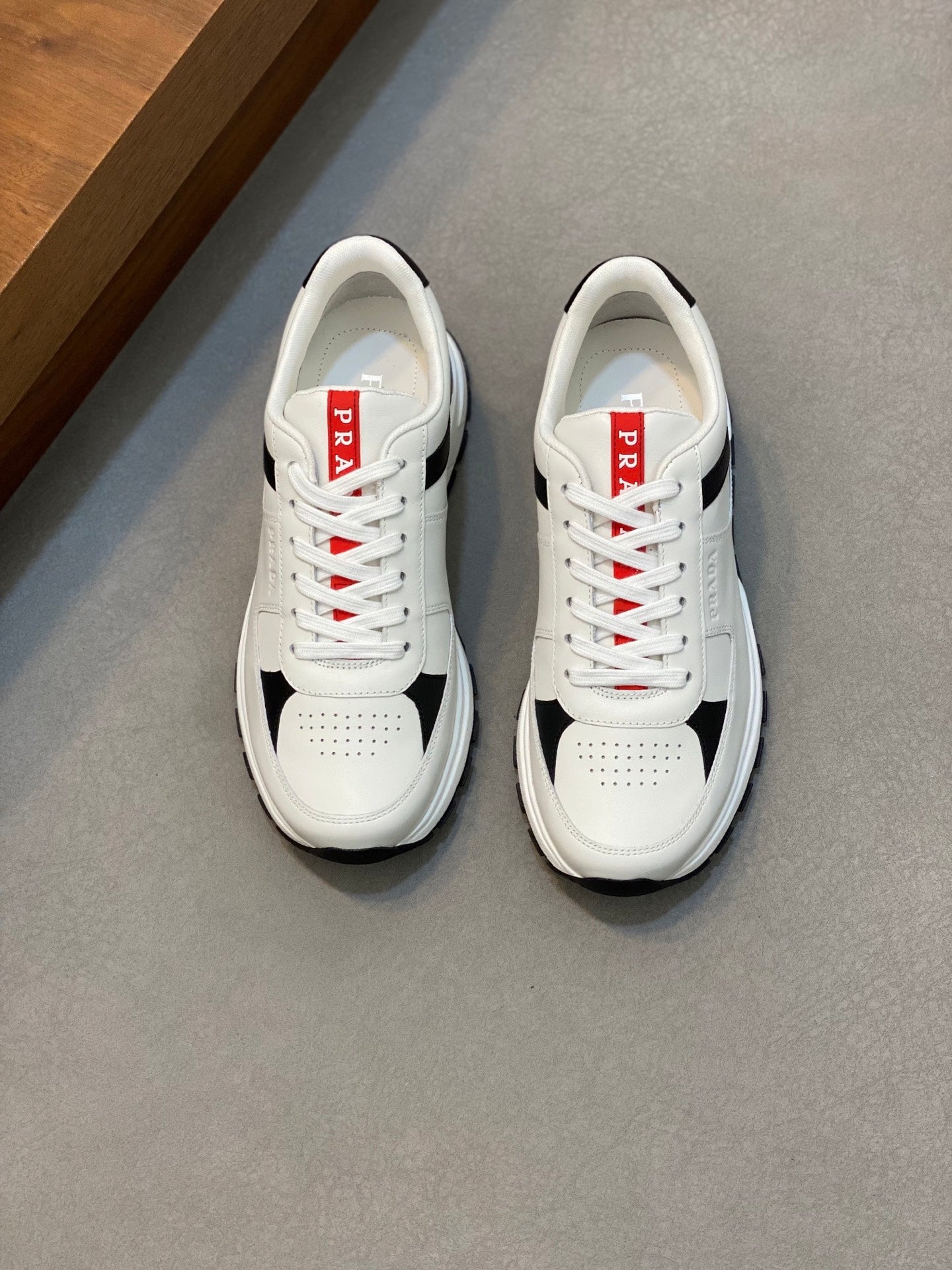 Designer Sneakers Shoes – Lifestyle Sneakers, Latest Sneakers