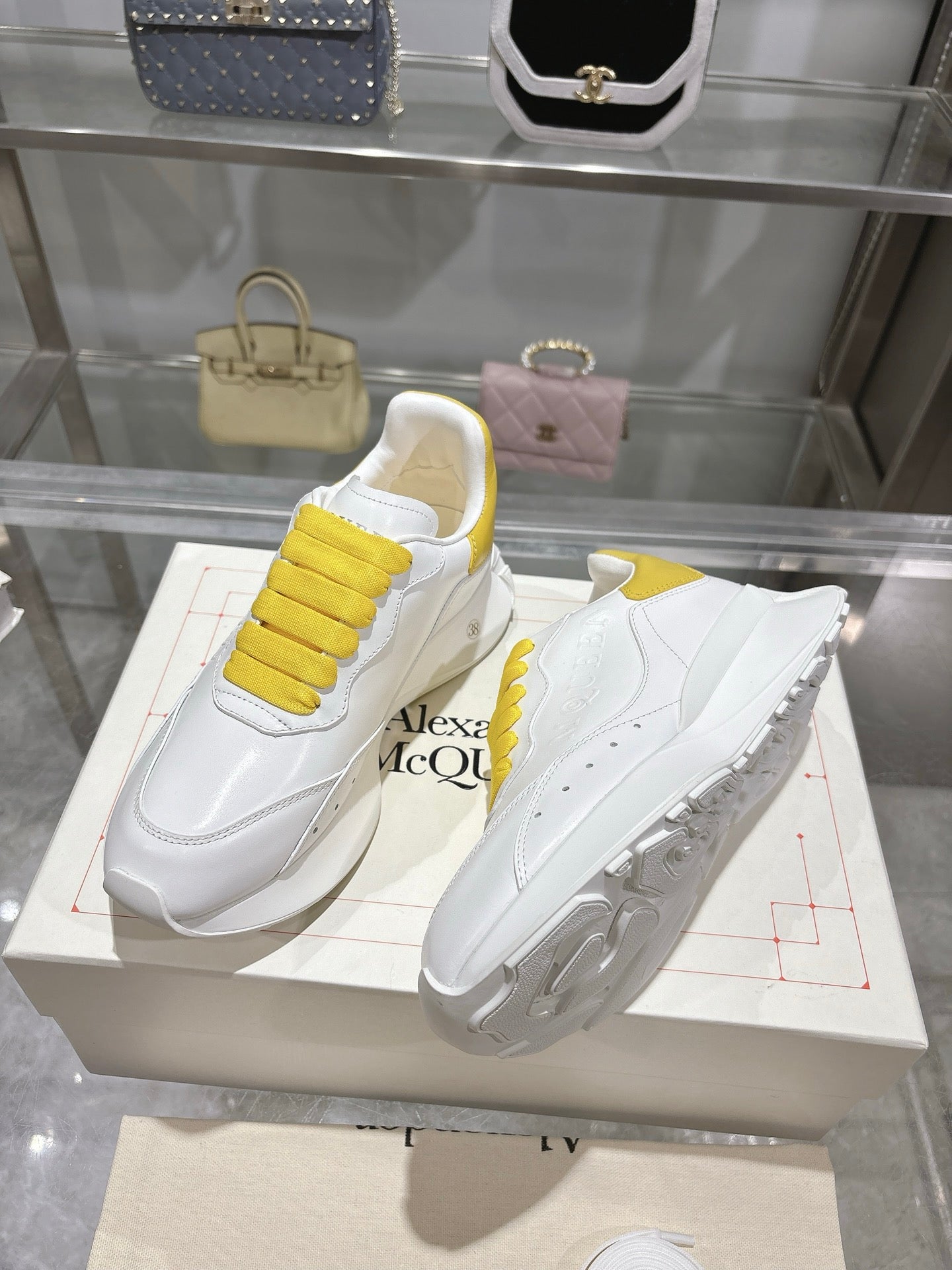 Designer Sneakers Shoes – Lifestyle Sneakers, Latest Sneakers