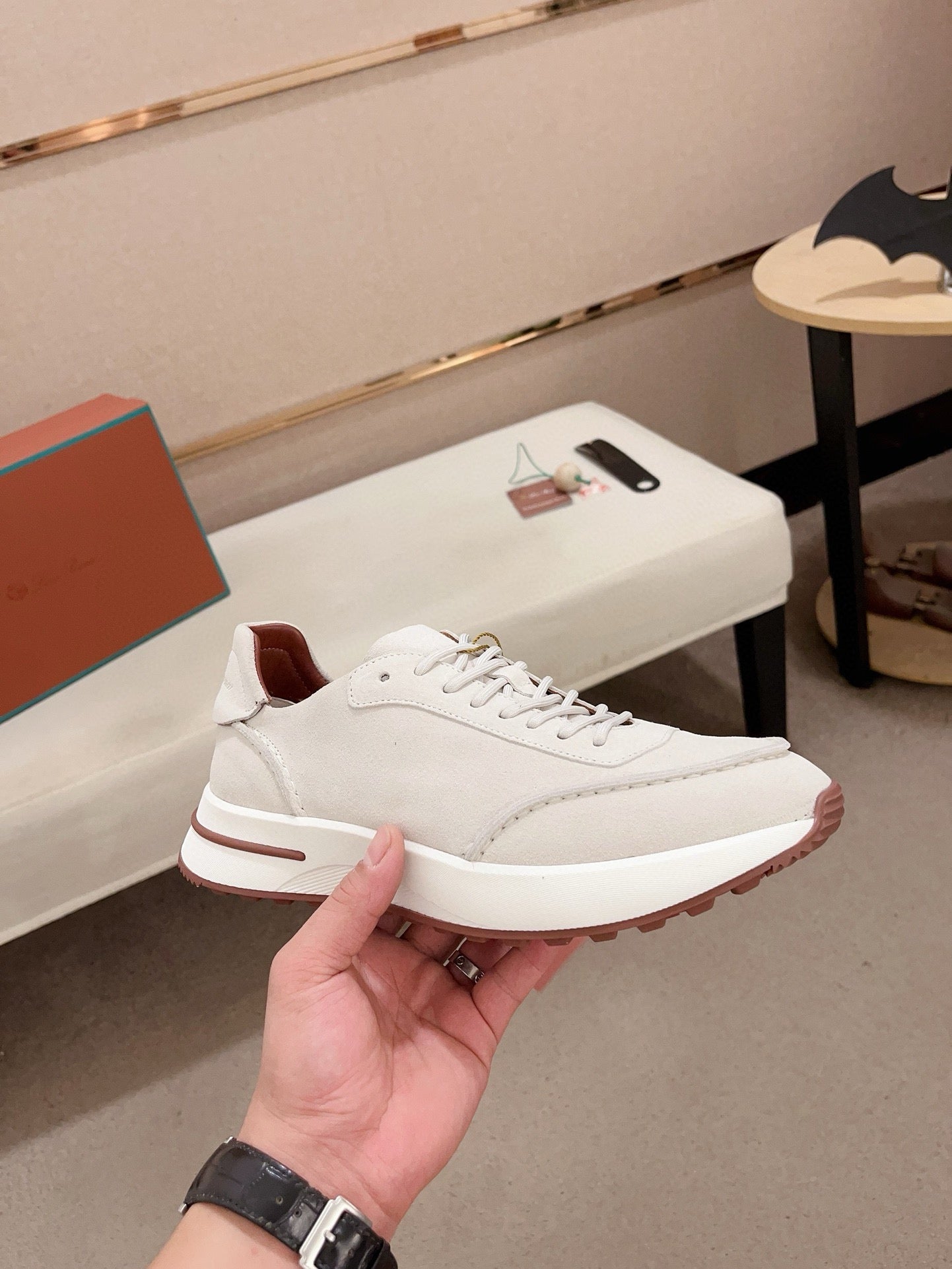 Designer Sneakers Shoes – Sneakers Shoes, Lifestyle Running Shoes, Latest Sneaker