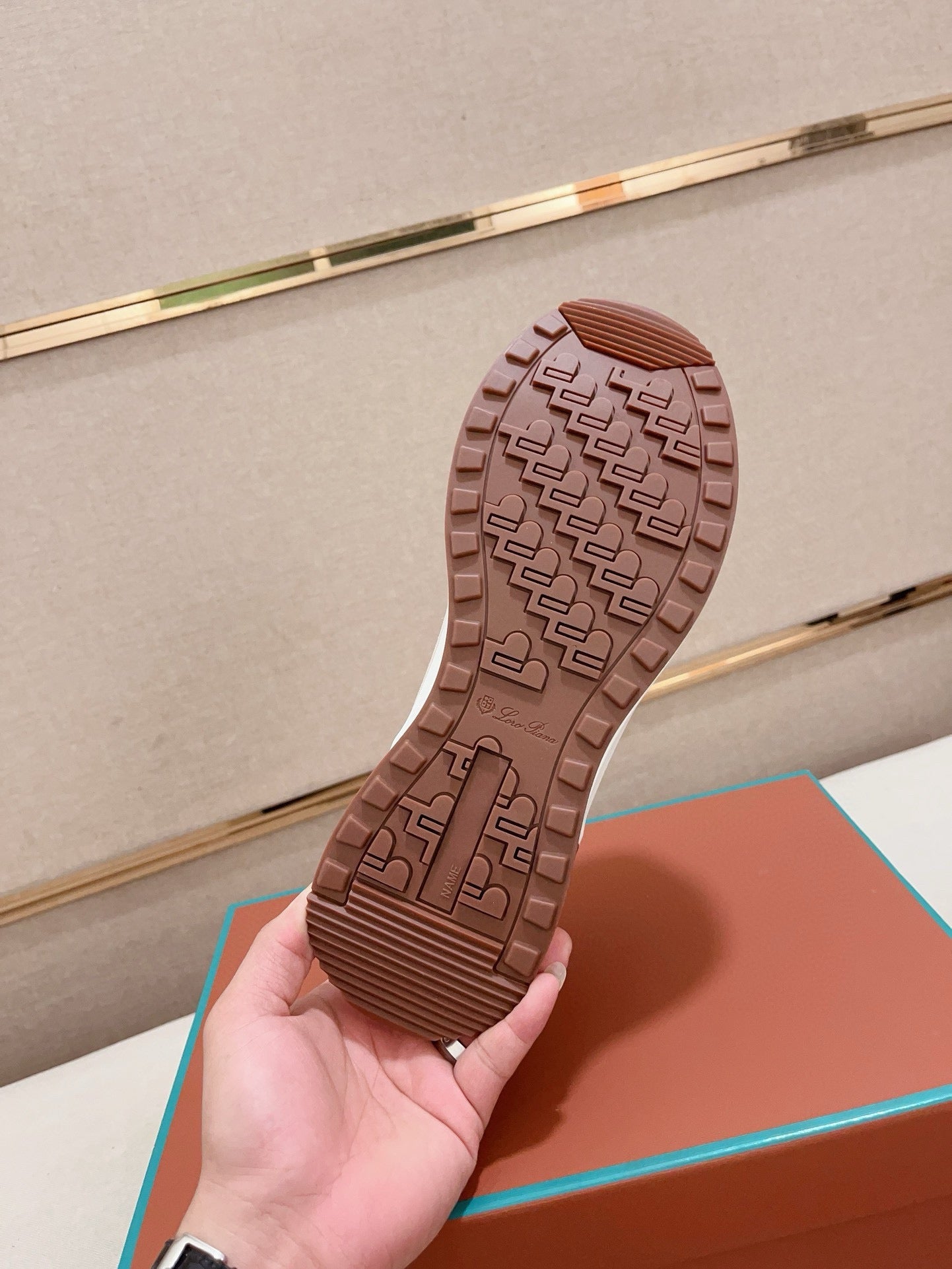 Designer Sneakers Shoes – Sneakers Shoes, Lifestyle Running Shoes, Latest Sneaker