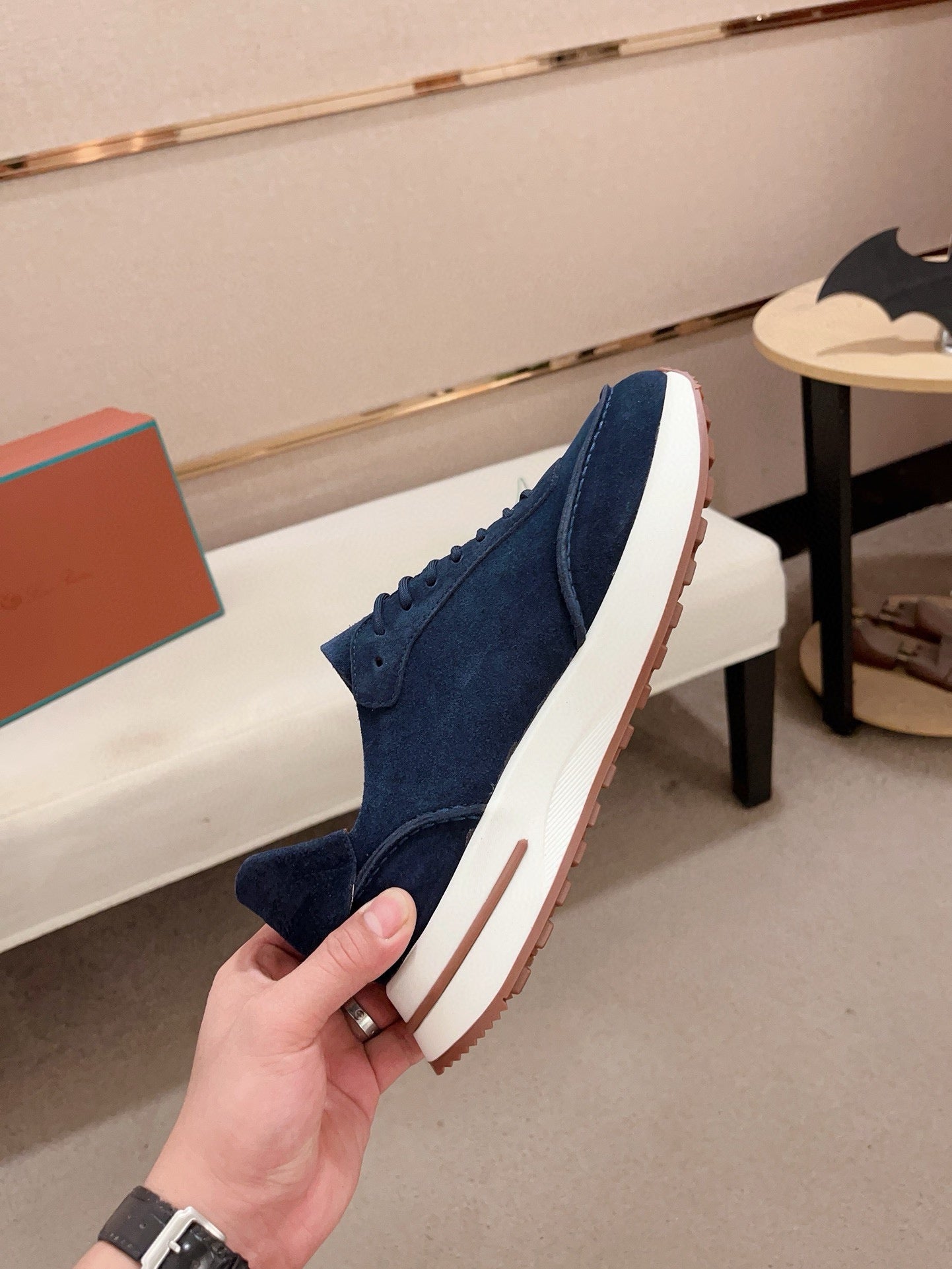 Designer Sneakers Shoes – Sneakers Shoes, Lifestyle Running Shoes, Latest Sneaker