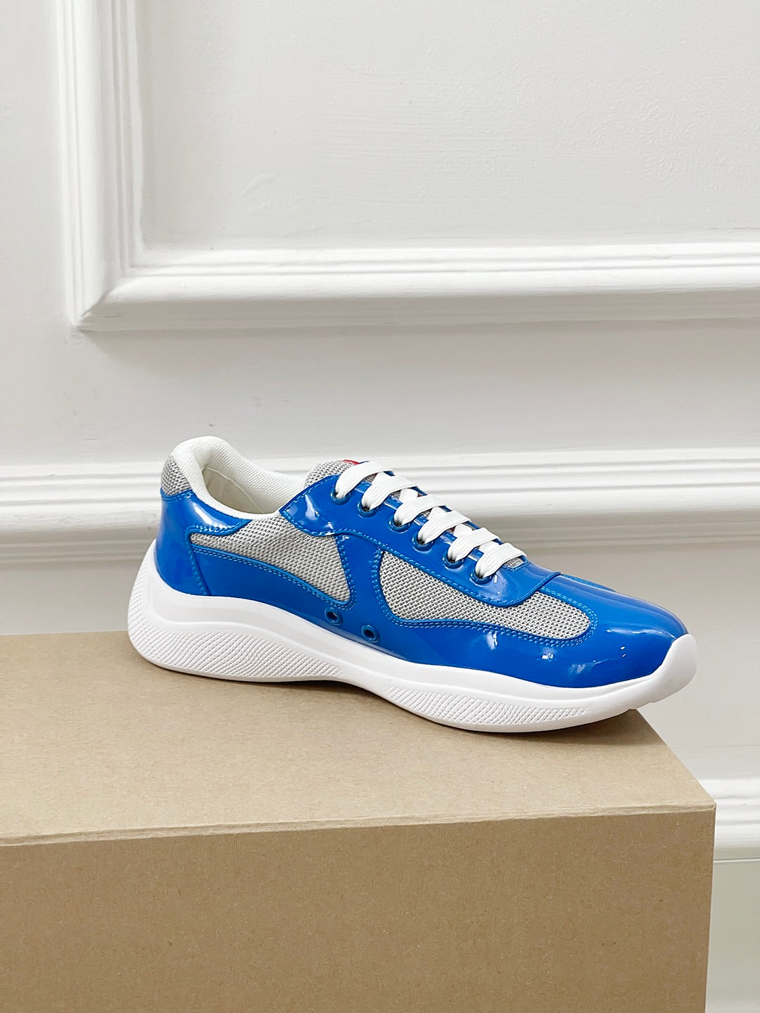 Designer Sneakers Shoes – Lifestyle Sneakers, Latest Sneakers