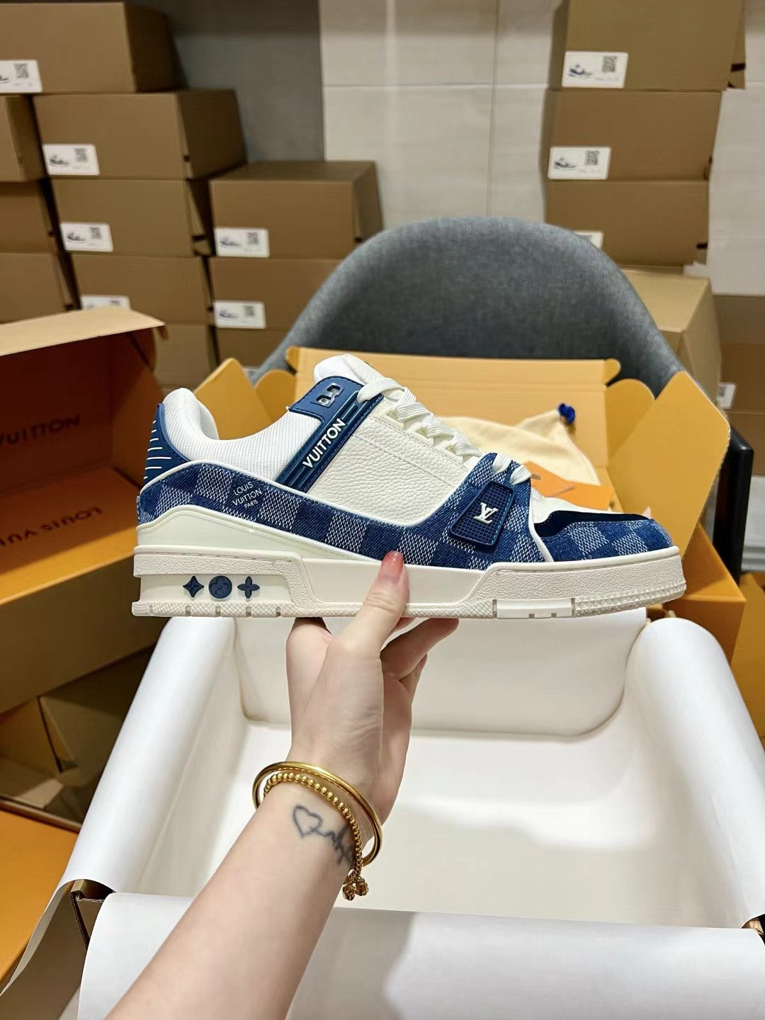 Louis Vuitton LV Trainer Sneakers for Men and Women – Premium Leather Designer Shoes