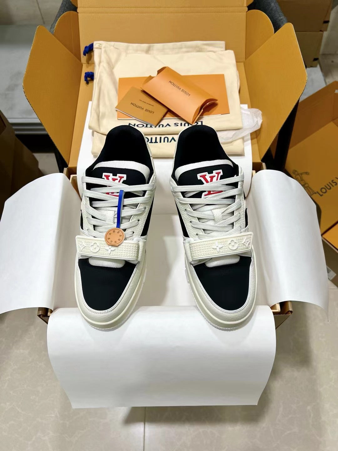 Louis Vuitton LV Trainer Sneakers for Men and Women – Premium Leather Designer Shoes