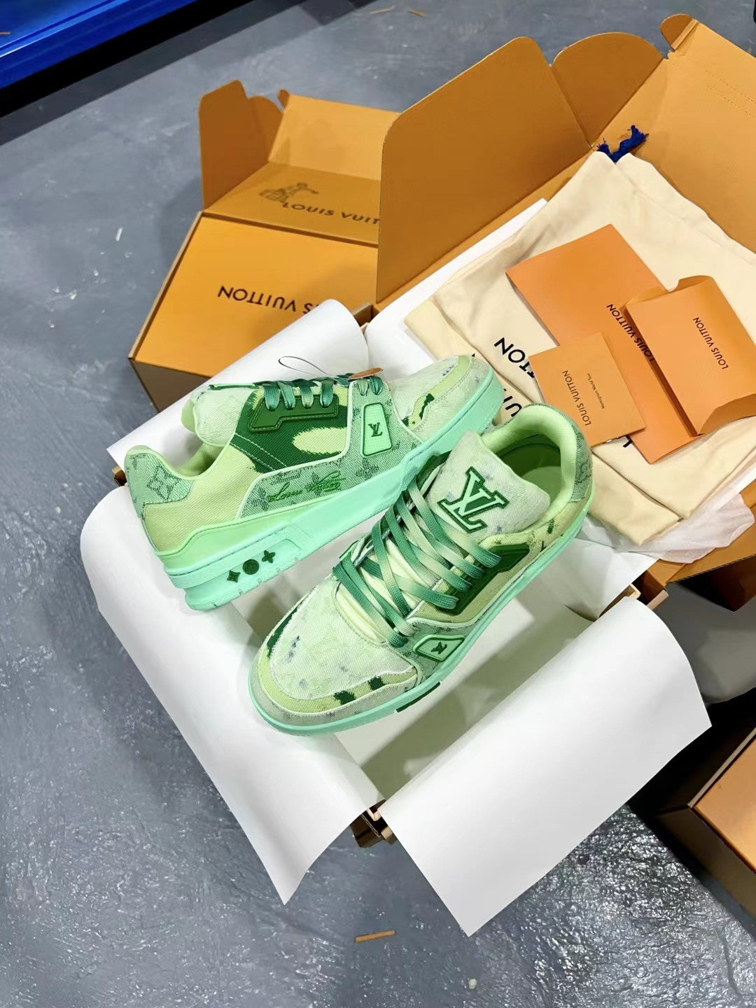 Designer Sneakers Shoes – Lifestyle Sneakers, Latest Sneakers