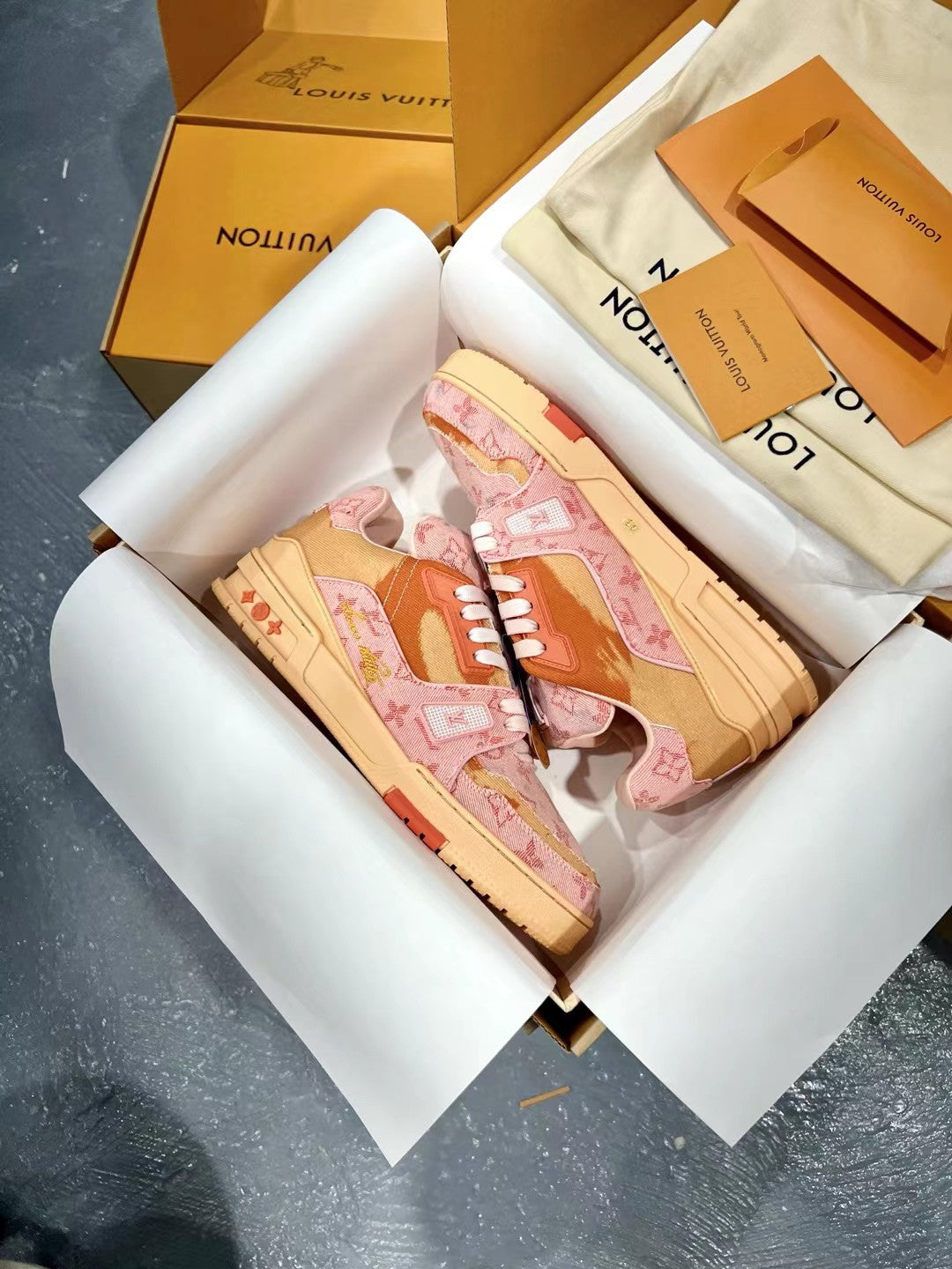 Designer Sneakers Shoes – Lifestyle Sneakers, Latest Sneakers