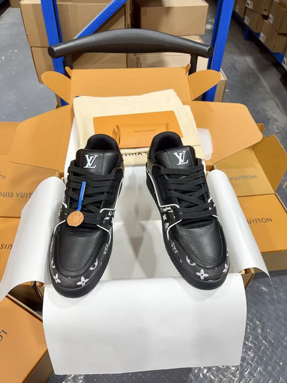 Designer Sneakers Shoes – Lifestyle Sneakers, Latest Sneakers