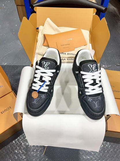 Designer Sneakers Shoes – Lifestyle Sneakers, Latest Sneakers