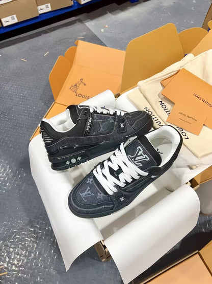 Designer Sneakers Shoes – Lifestyle Sneakers, Latest Sneakers