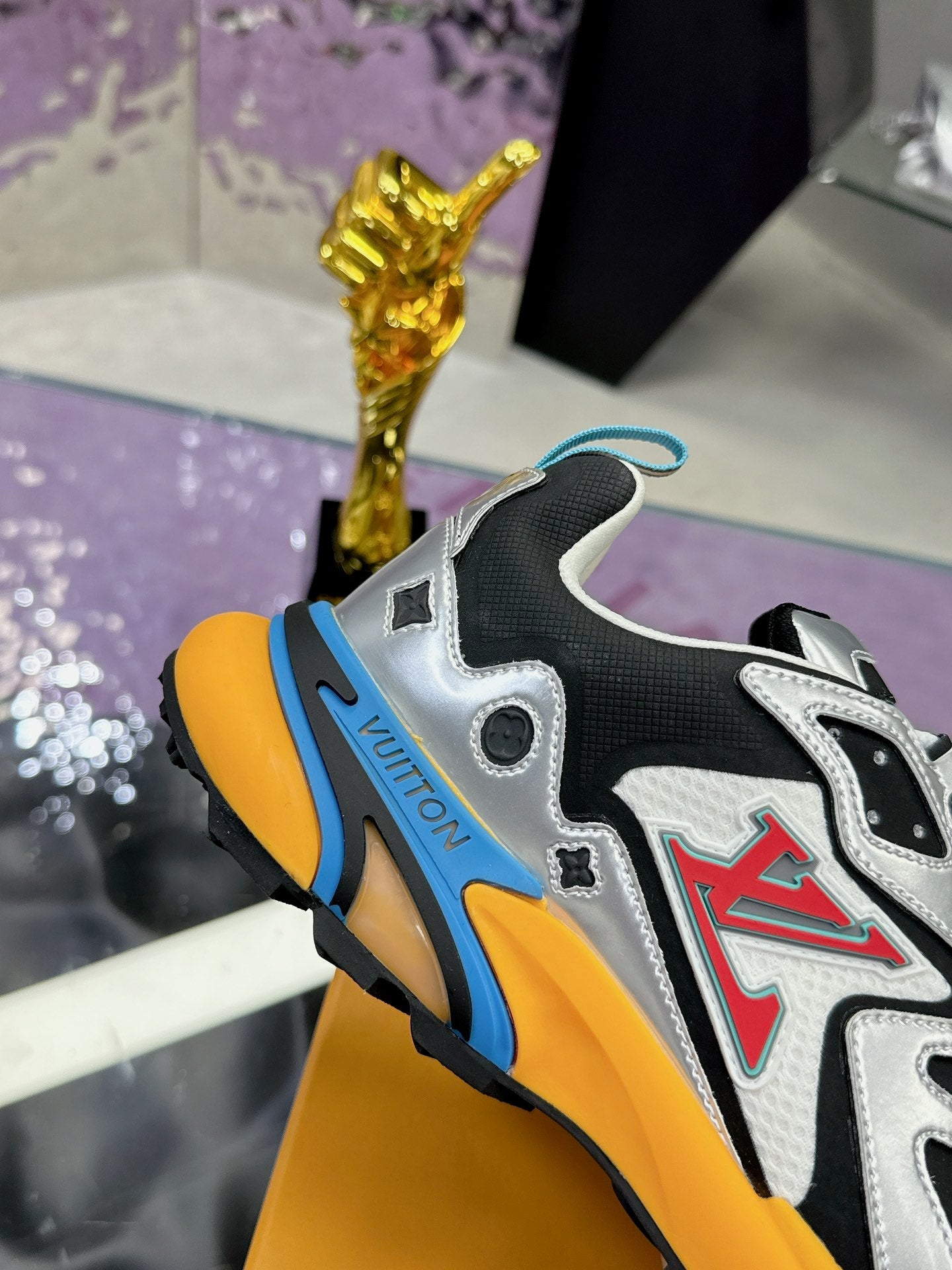 Designer Sneakers Shoes – Sneakers Shoes, Lifestyle Running Shoes, Latest Sneaker