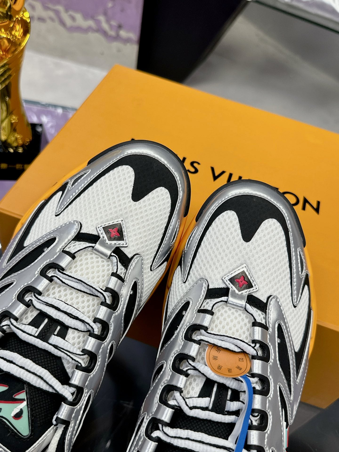 Designer Sneakers Shoes – Sneakers Shoes, Lifestyle Running Shoes, Latest Sneaker