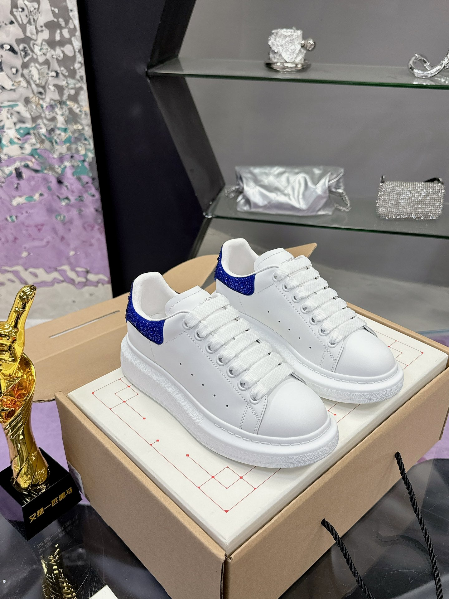 Designer Sneakers Shoes – Lifestyle Sneakers, Latest Sneakers