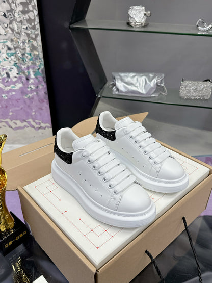 Designer Sneakers Shoes – Lifestyle Sneakers, Latest Sneakers