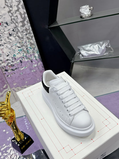 Designer Sneakers Shoes – Lifestyle Sneakers, Latest Sneakers
