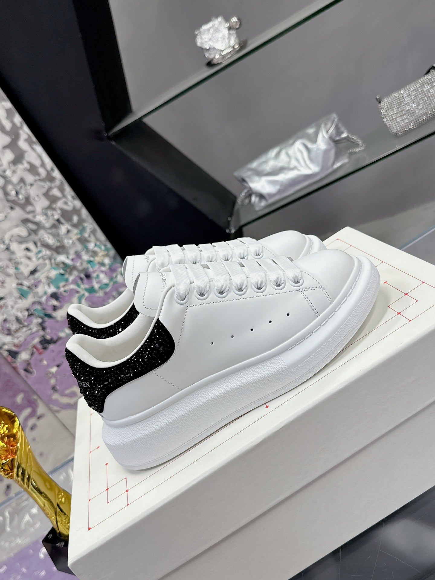 Designer Sneakers Shoes – Lifestyle Sneakers, Latest Sneakers