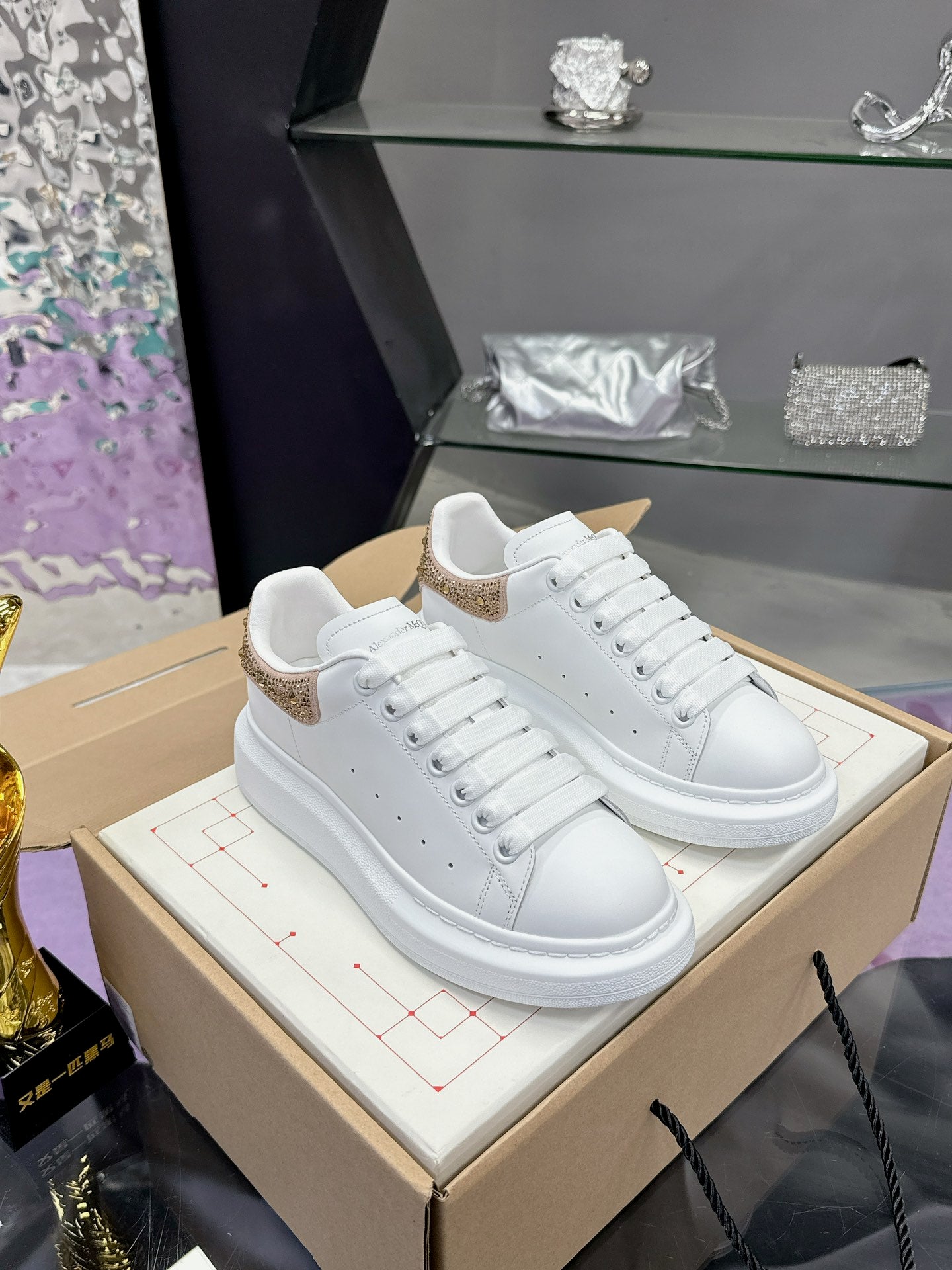 Designer Sneakers Shoes – Lifestyle Sneakers, Latest Sneakers