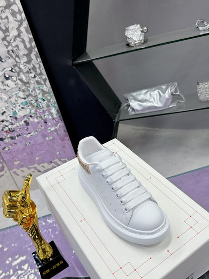 Designer Sneakers Shoes – Lifestyle Sneakers, Latest Sneakers