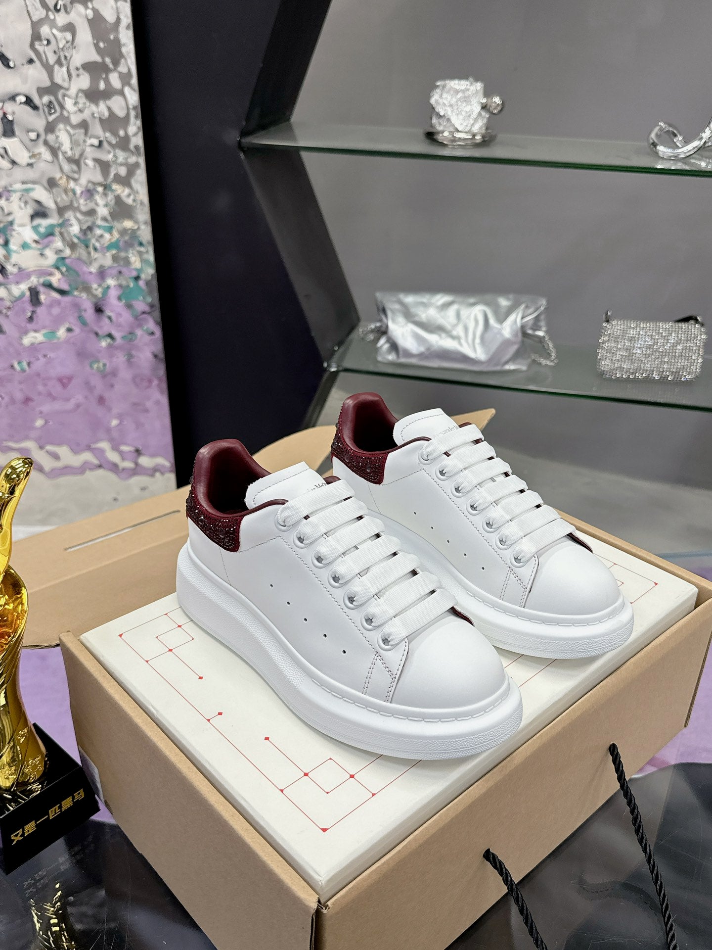 Designer Sneakers Shoes – Lifestyle Sneakers, Latest Sneakers
