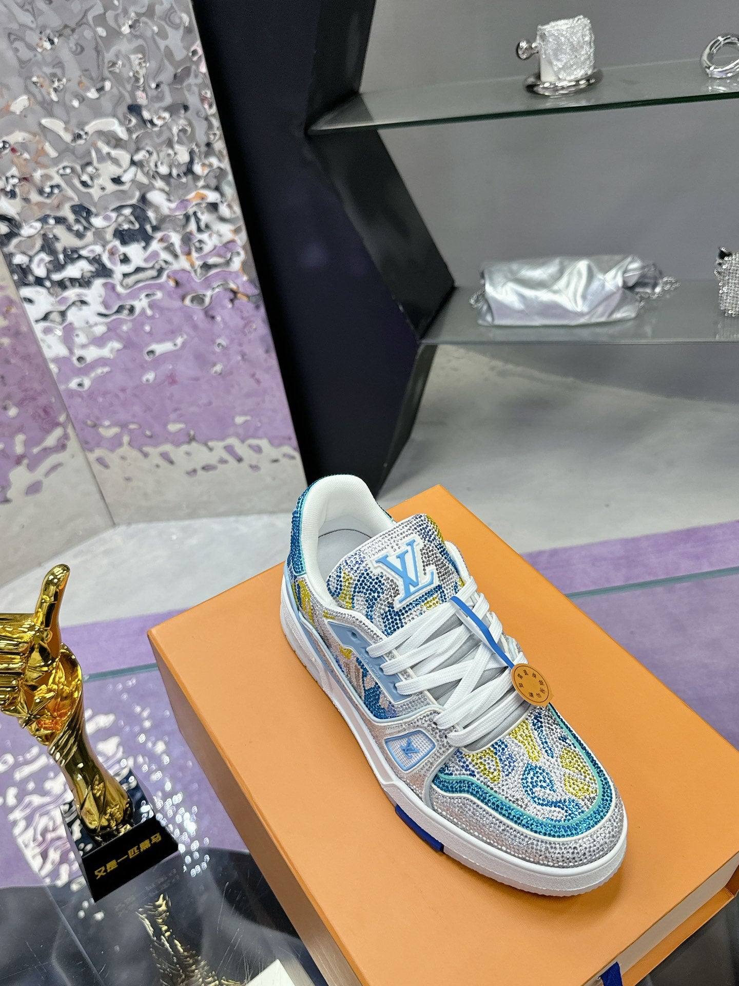 Designer Sneakers Shoes – Lifestyle Sneakers, Latest Sneakers