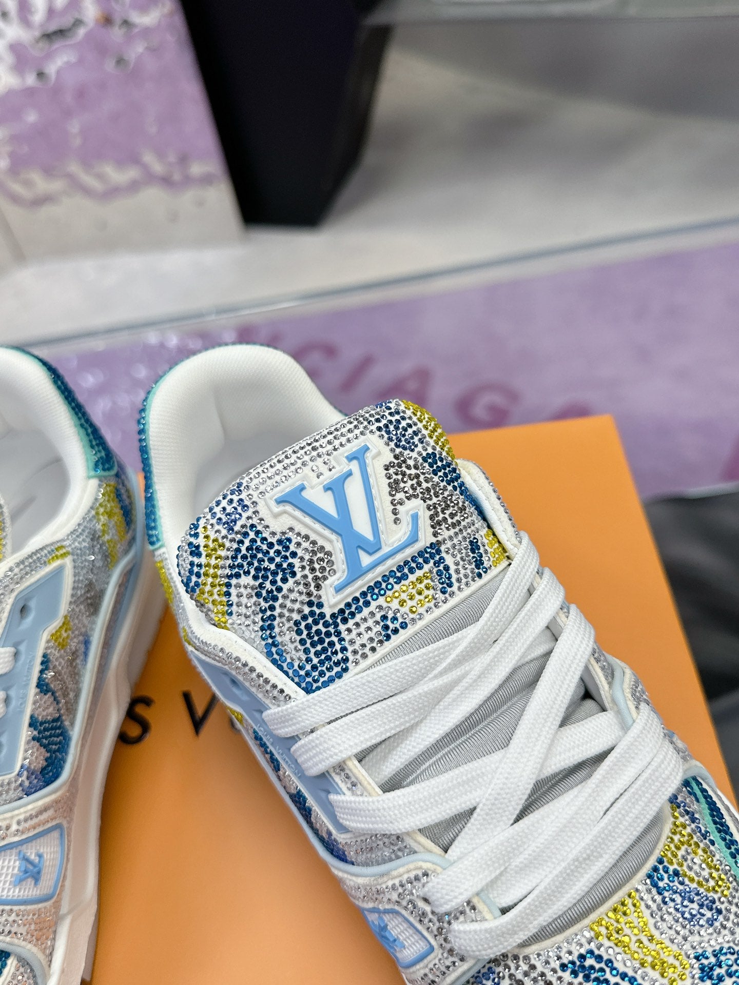 Designer Sneakers Shoes – Lifestyle Sneakers, Latest Sneakers