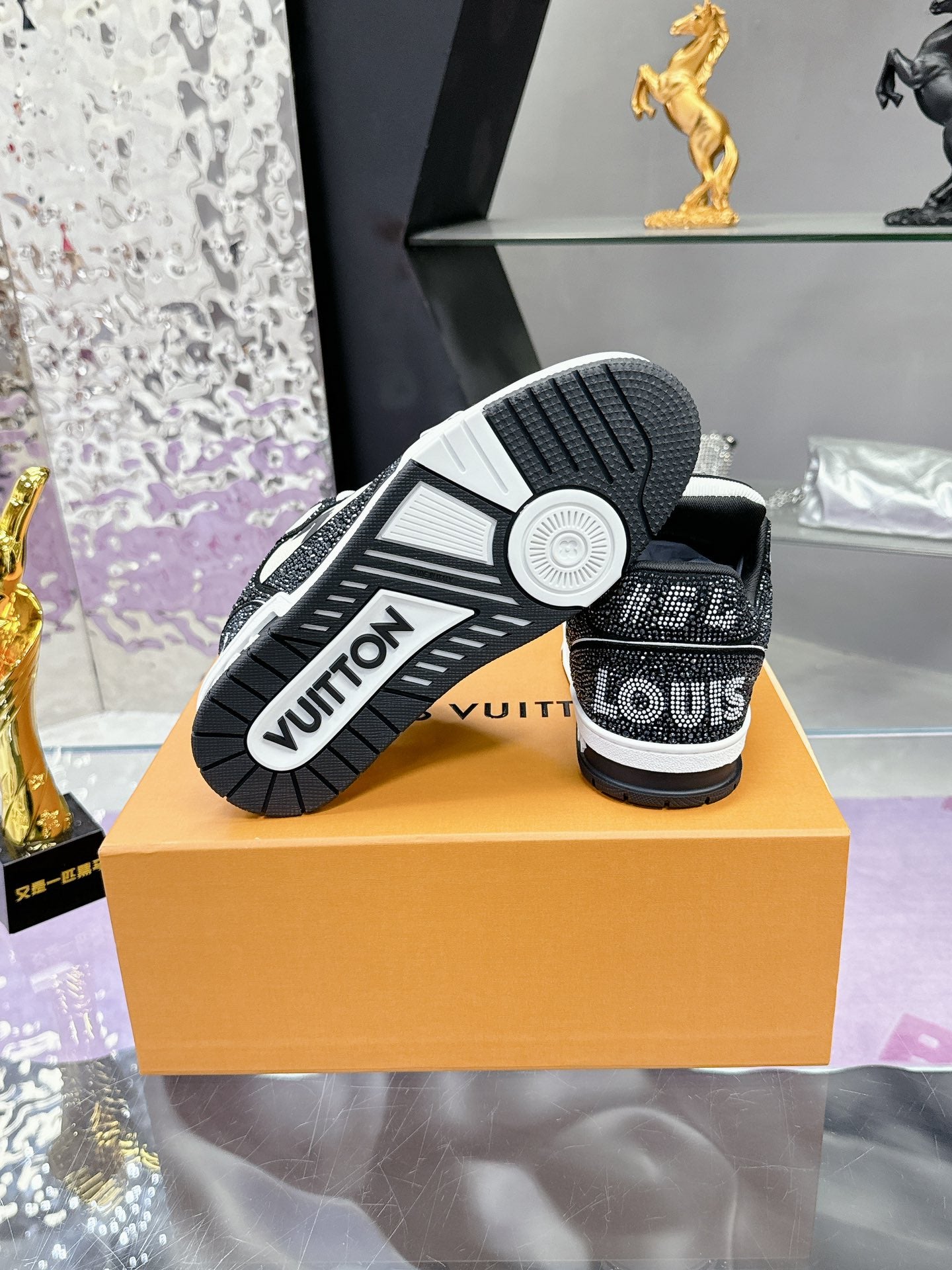 Designer Sneakers Shoes – Lifestyle Sneakers, Latest Sneakers