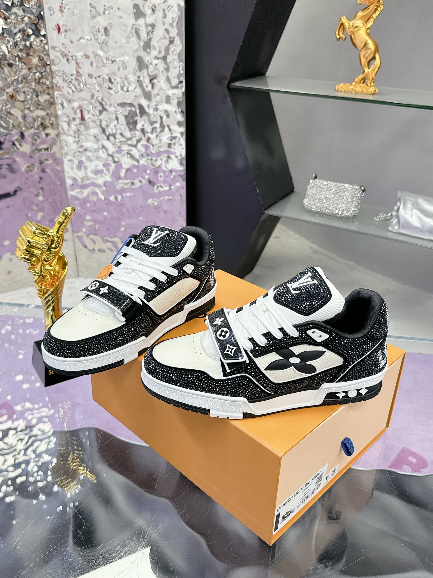 Designer Sneakers Shoes – Lifestyle Sneakers, Latest Sneakers