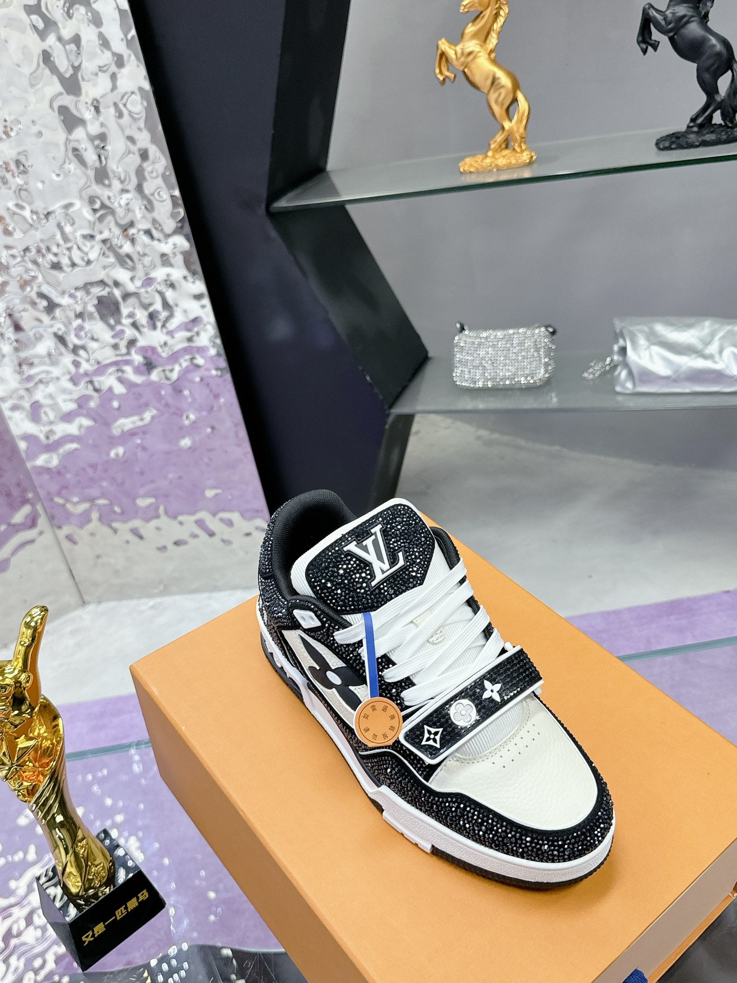 Designer Sneakers Shoes – Lifestyle Sneakers, Latest Sneakers
