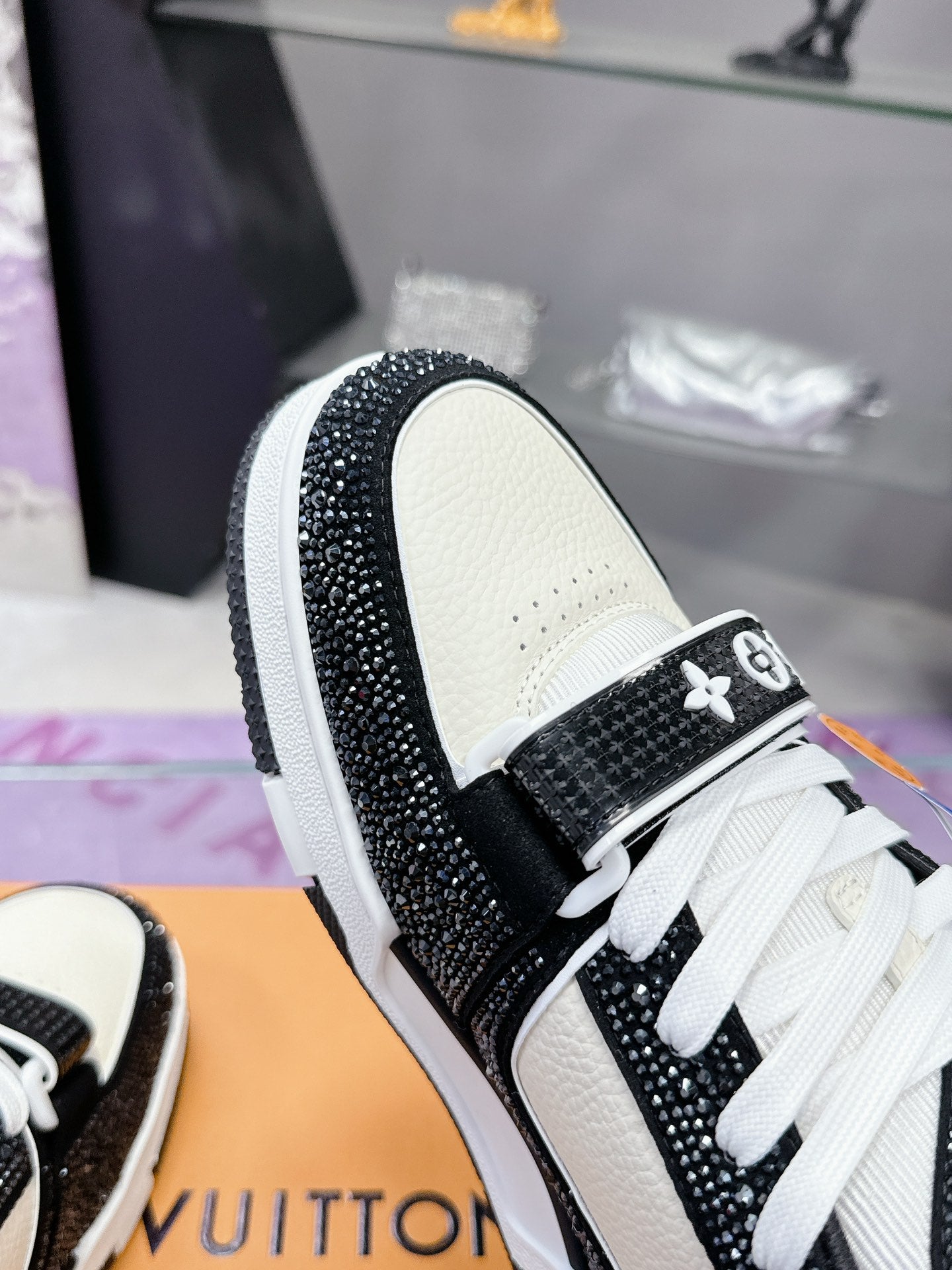 Designer Sneakers Shoes – Lifestyle Sneakers, Latest Sneakers
