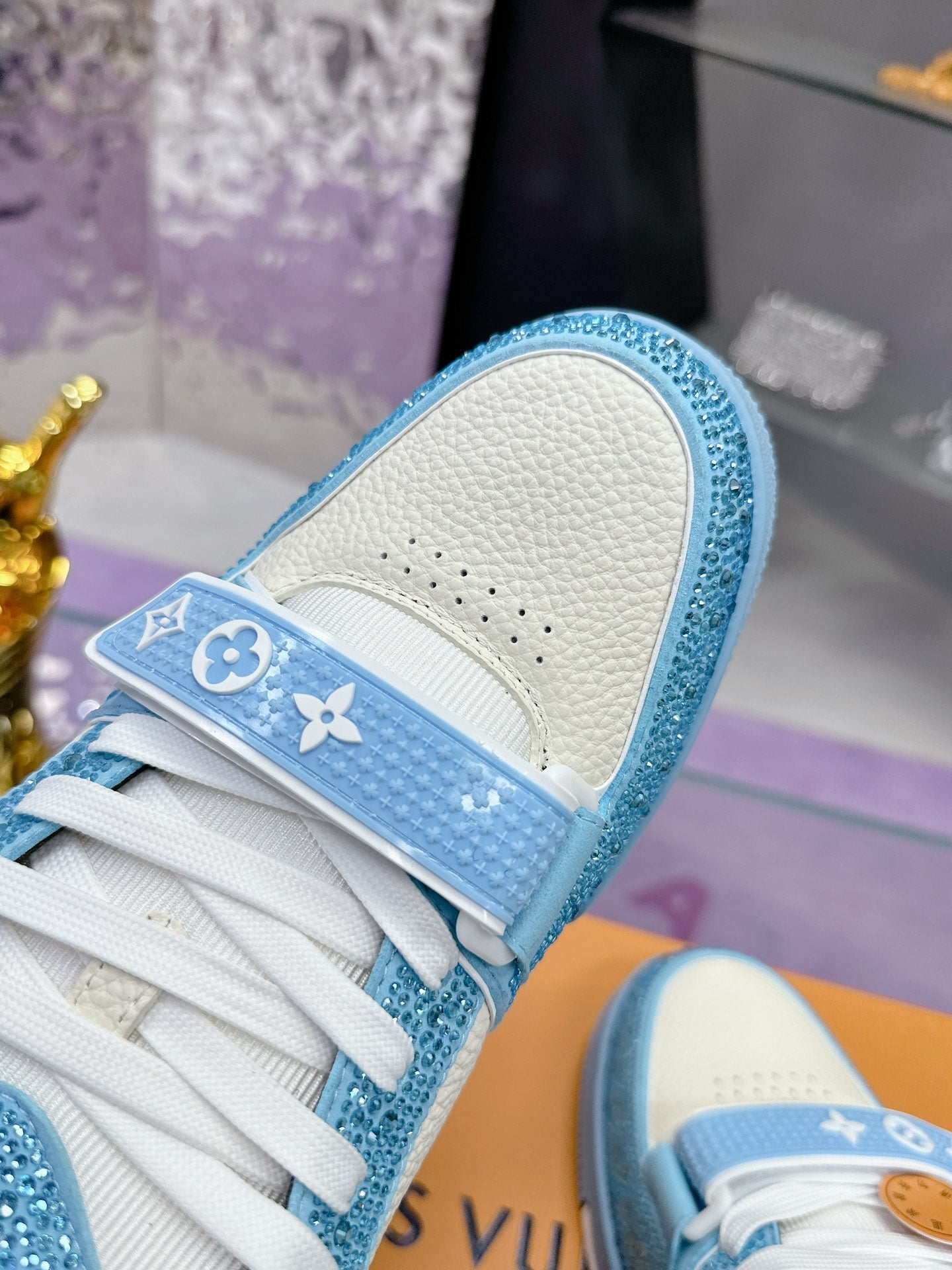 Designer Sneakers Shoes – Lifestyle Sneakers, Latest Sneakers