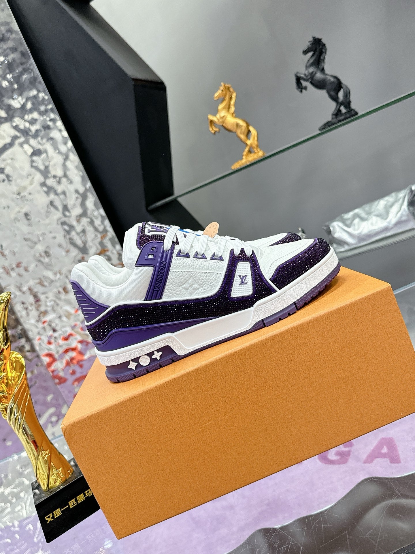 Designer Sneakers Shoes – Lifestyle Sneakers, Latest Sneakers