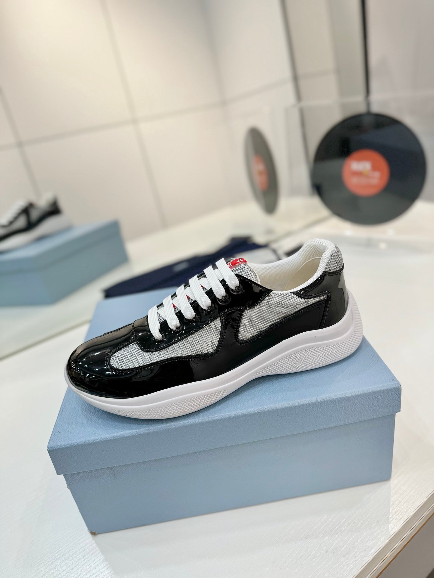 Designer Sneakers Shoes – Lifestyle Sneakers, Latest Sneakers