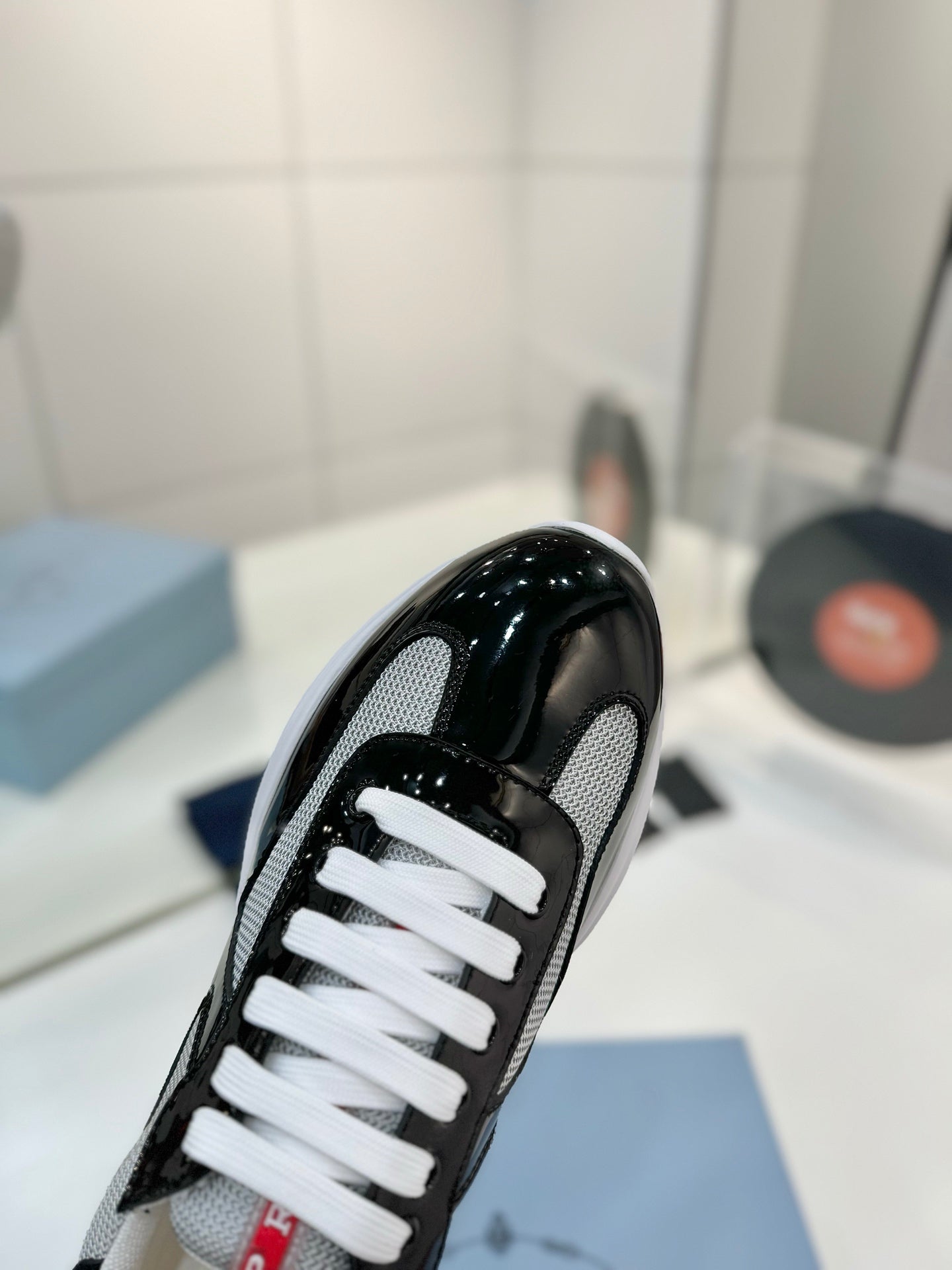 Designer Sneakers Shoes – Lifestyle Sneakers, Latest Sneakers