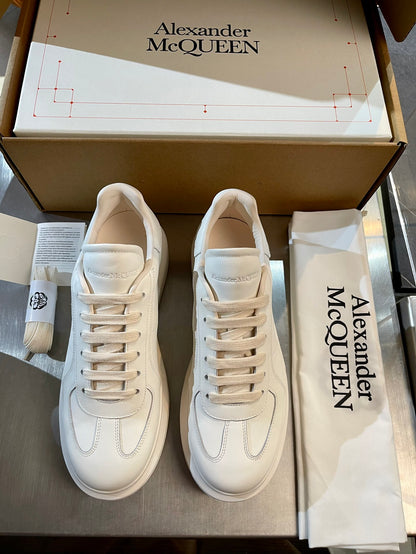 Designer Sneakers Shoes – Lifestyle Sneakers, Latest Sneakers