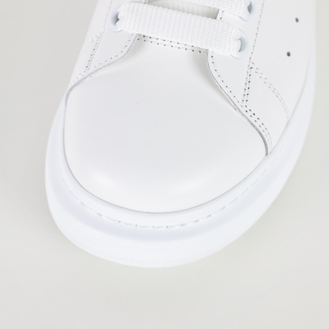 Designer Sneakers Shoes – Lifestyle Sneakers, Latest Sneakers