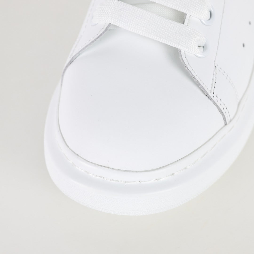 Designer Sneakers Shoes – Lifestyle Sneakers, Latest Sneakers
