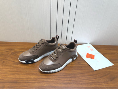 Designer Sneakers Shoes – Sneakers Shoes, Lifestyle Running Shoes, Latest Sneakers
