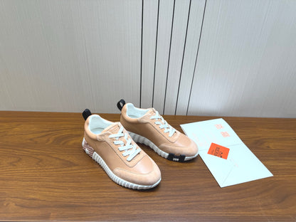 Designer Sneakers Shoes – Sneakers Shoes, Lifestyle Running Shoes, Latest Sneakers