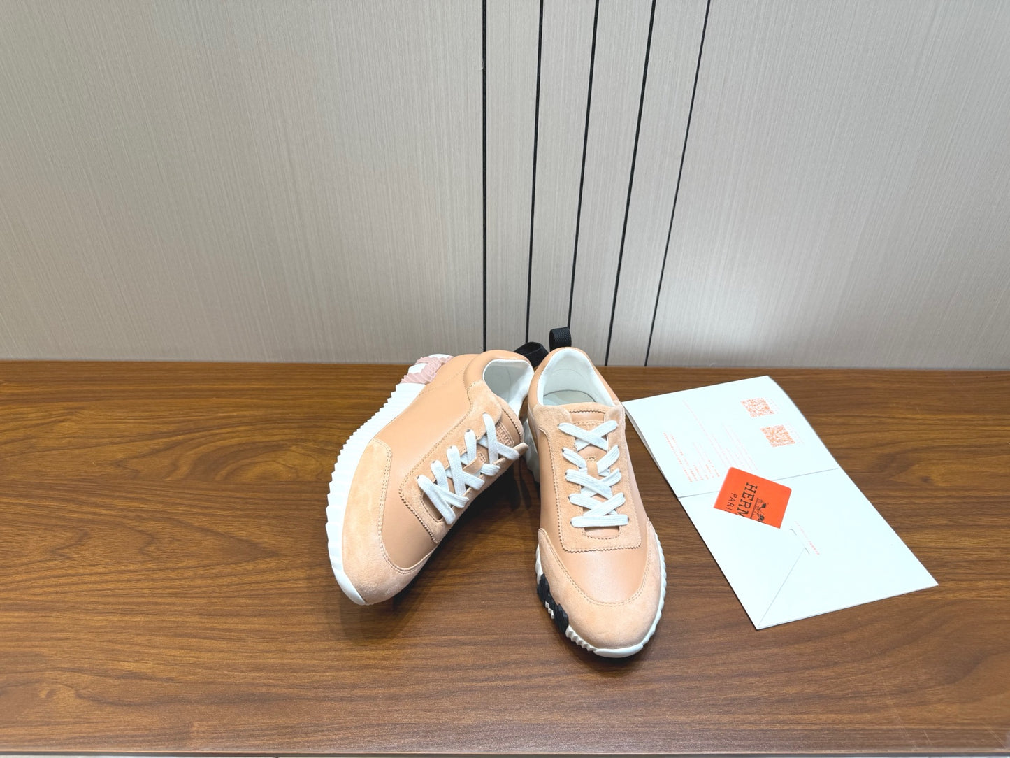 Designer Sneakers Shoes – Sneakers Shoes, Lifestyle Running Shoes, Latest Sneakers