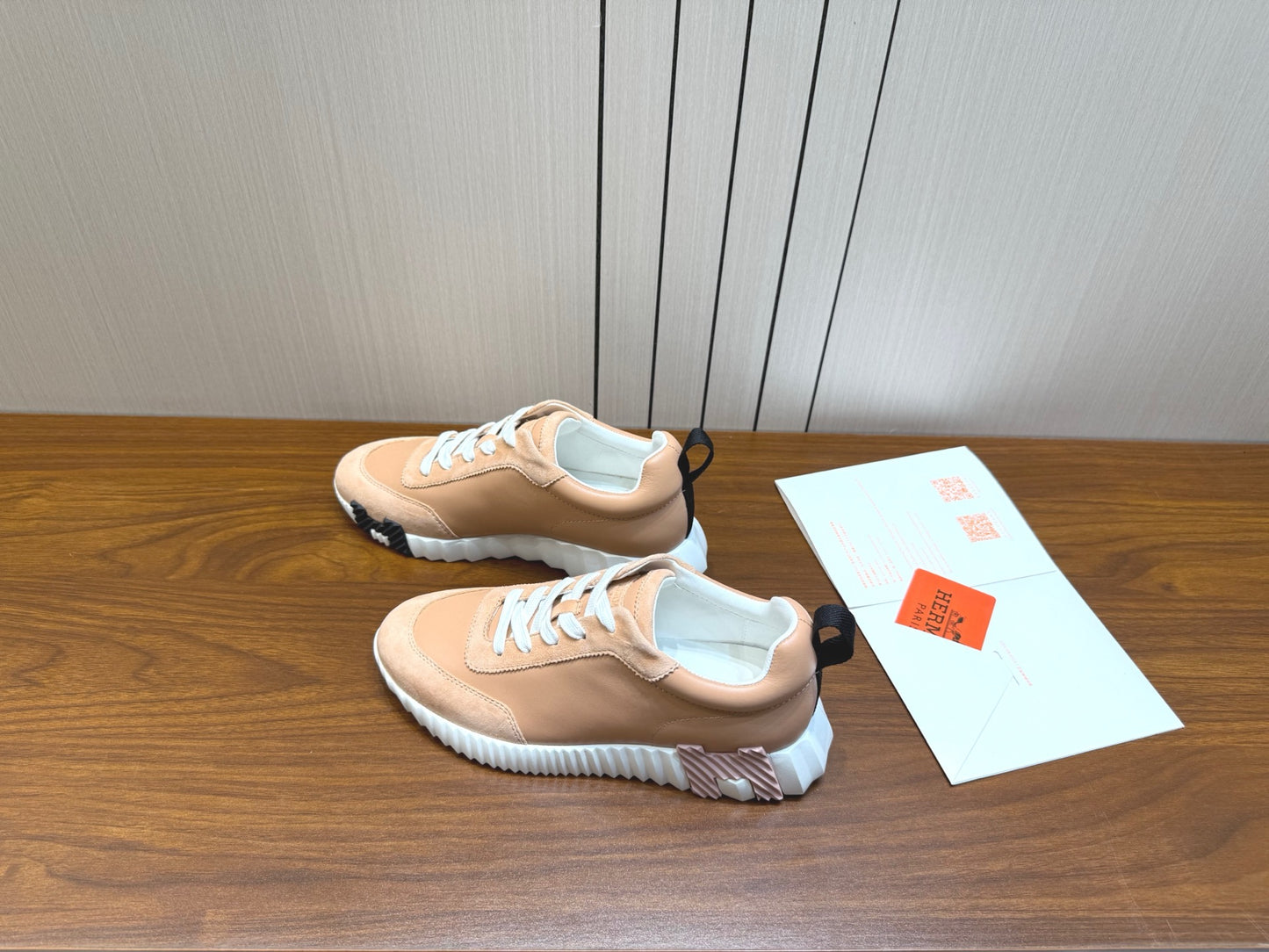 Designer Sneakers Shoes – Sneakers Shoes, Lifestyle Running Shoes, Latest Sneakers