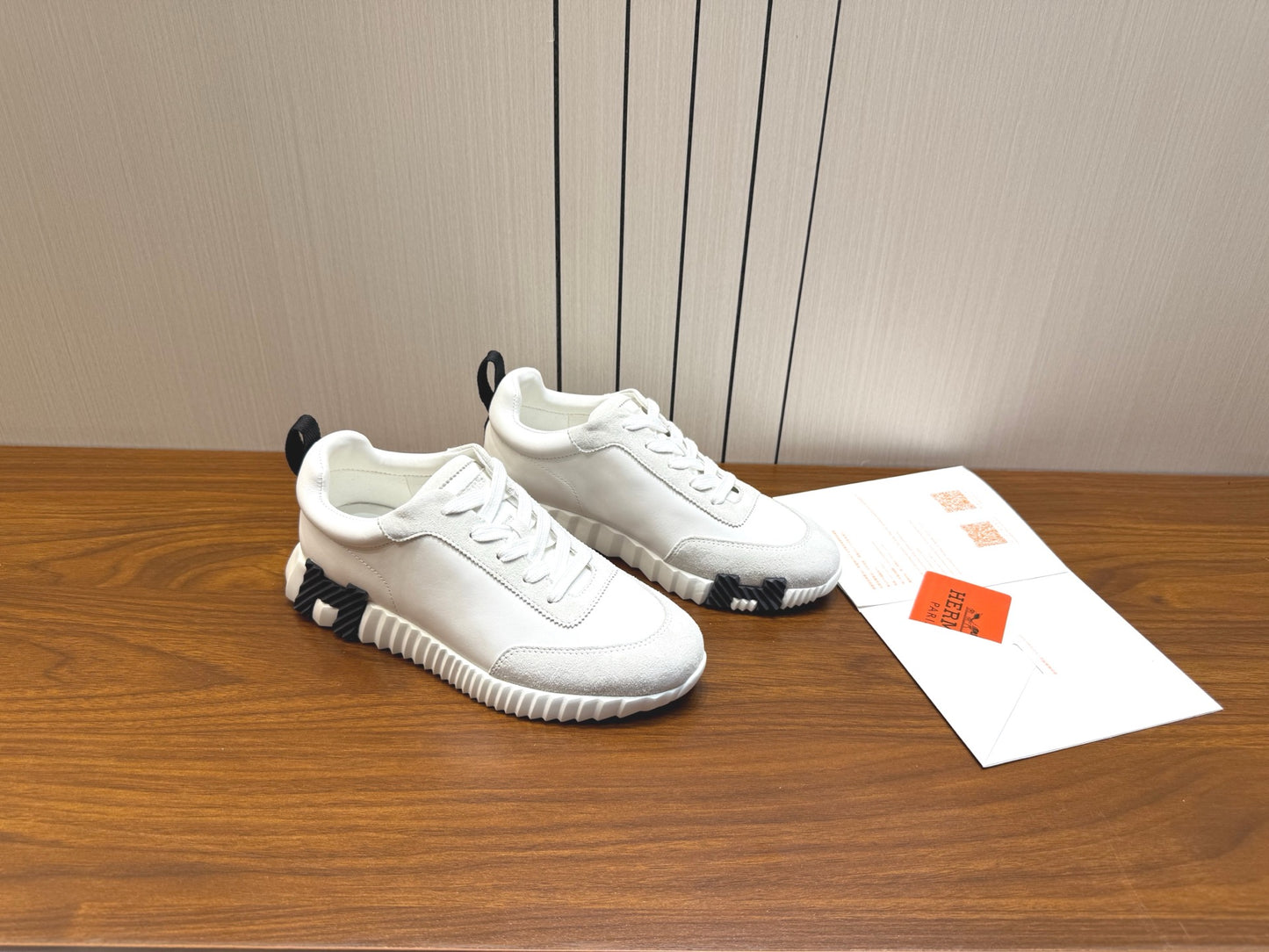 Designer Sneakers Shoes – Sneakers Shoes, Lifestyle Running Shoes, Latest Sneakers