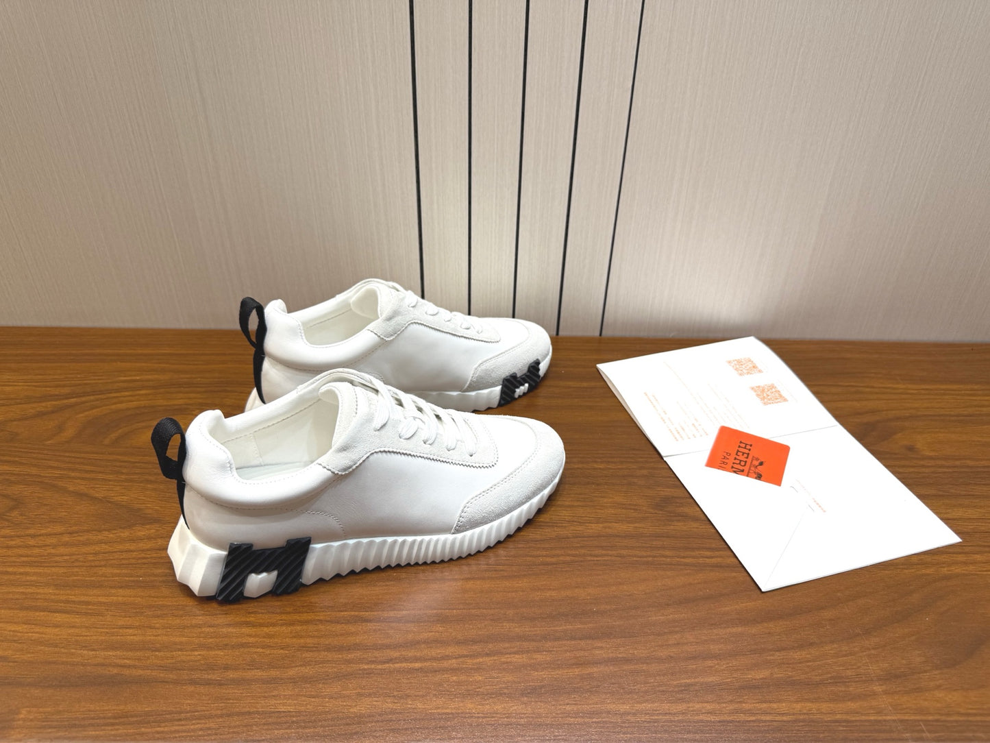 Designer Sneakers Shoes – Sneakers Shoes, Lifestyle Running Shoes, Latest Sneakers