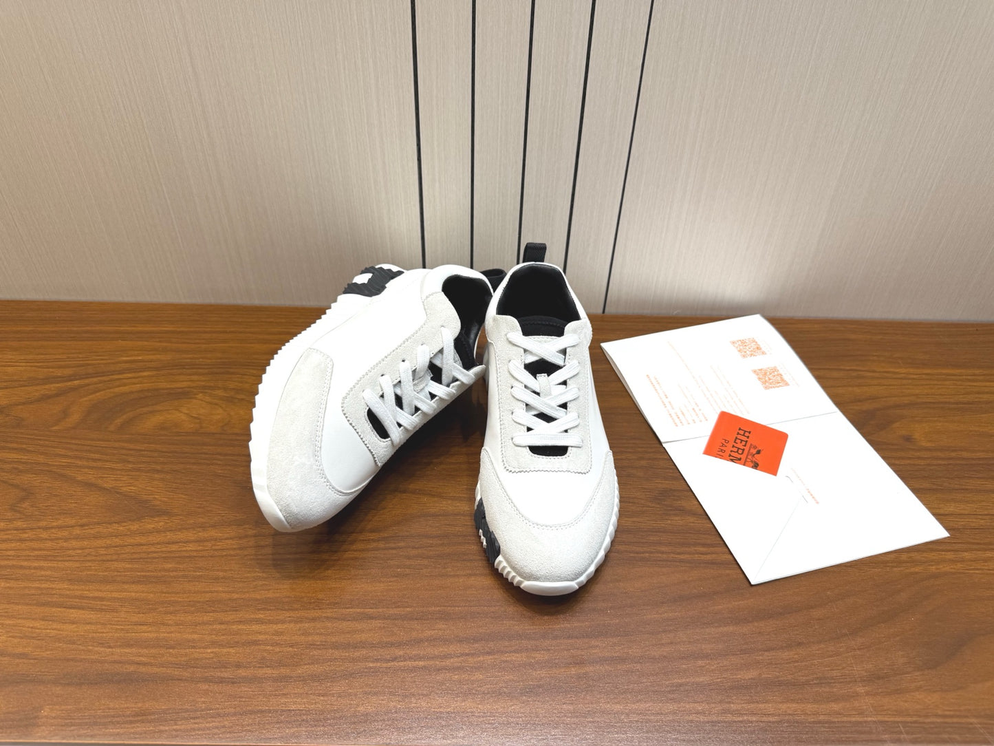 Designer Sneakers Shoes – Sneakers Shoes, Lifestyle Running Shoes, Latest Sneakers
