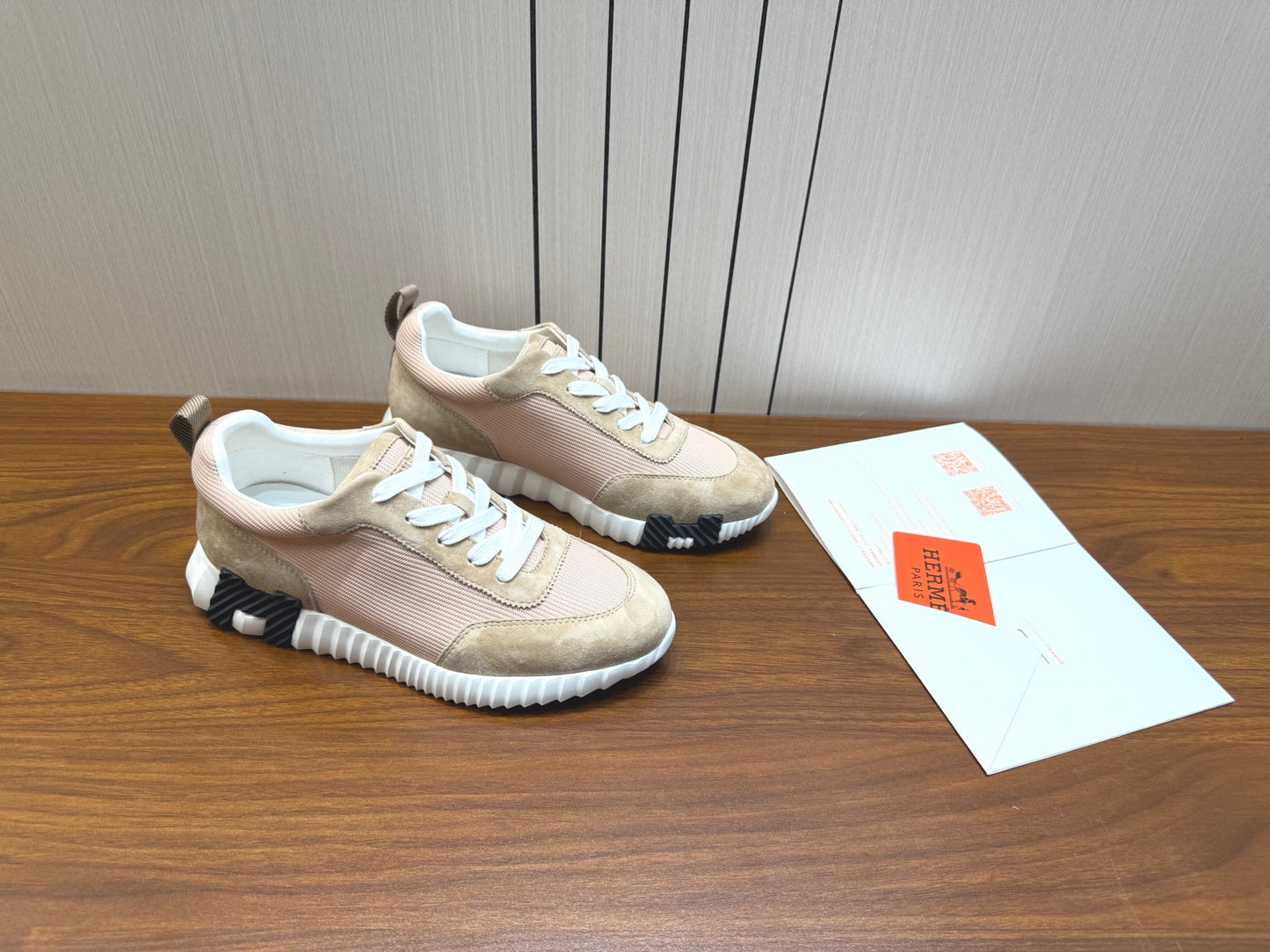 Designer Sneakers Shoes – Sneakers Shoes, Lifestyle Running Shoes, Latest Sneaker